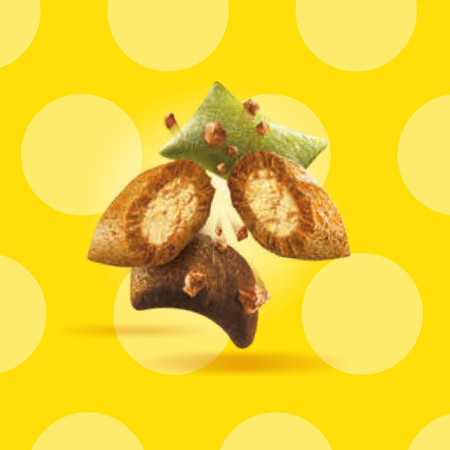 Dreamies Shake Ups Multivitamins 55g Przysmak Dla Kota z Owocami Morza o Smaku Łososia Tuńczyka i Krewetek