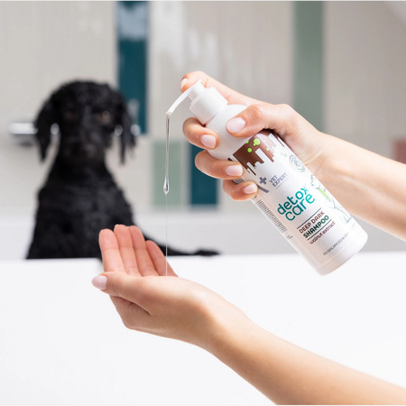 Vet Expert Detox Care Deep Dark Shampoo 250ml Szampon Dla Psów i Kotów o Ciemnym i Czarnym Ubarwieniu Sierści