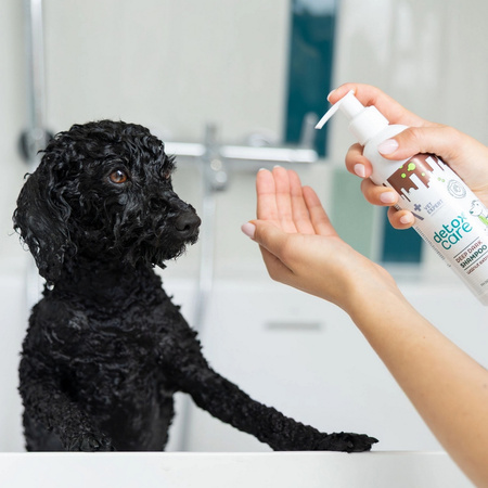 Vet Expert Detox Care Deep Dark Shampoo 250ml Szampon Dla Psów i Kotów o Ciemnym i Czarnym Ubarwieniu Sierści